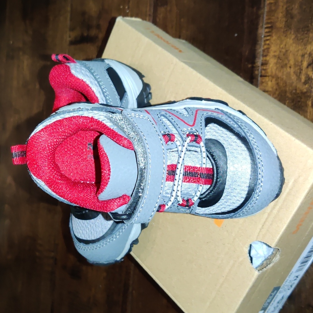 Merrell• Kids Trail Quest Jr Shoes